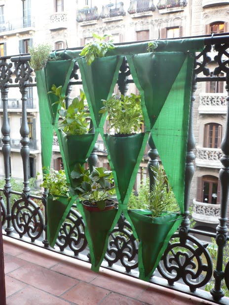 BCN-lonia the hanging gardens of barcelona BCN-lonia 1